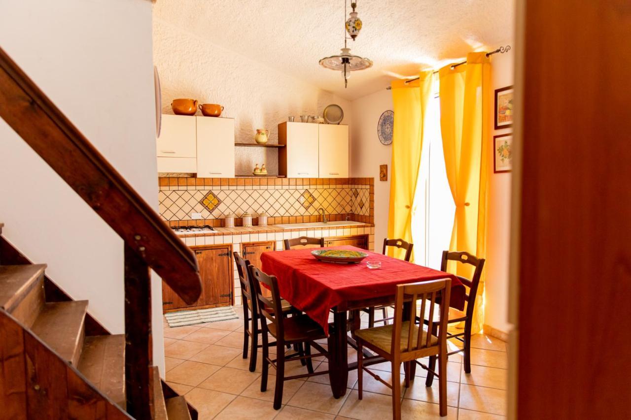 Lo Zio Michele Apartments Nuova Gibellina Bagian luar foto