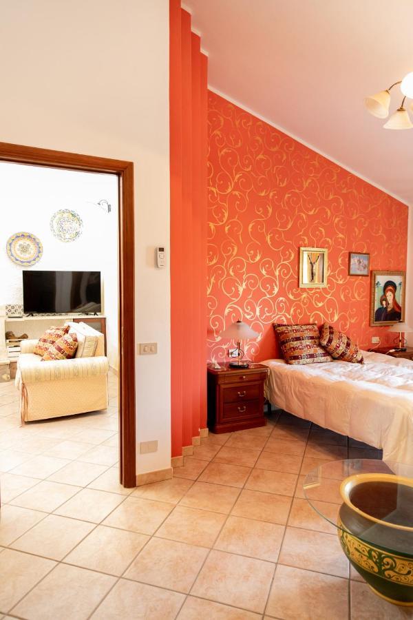 Lo Zio Michele Apartments Nuova Gibellina Bagian luar foto