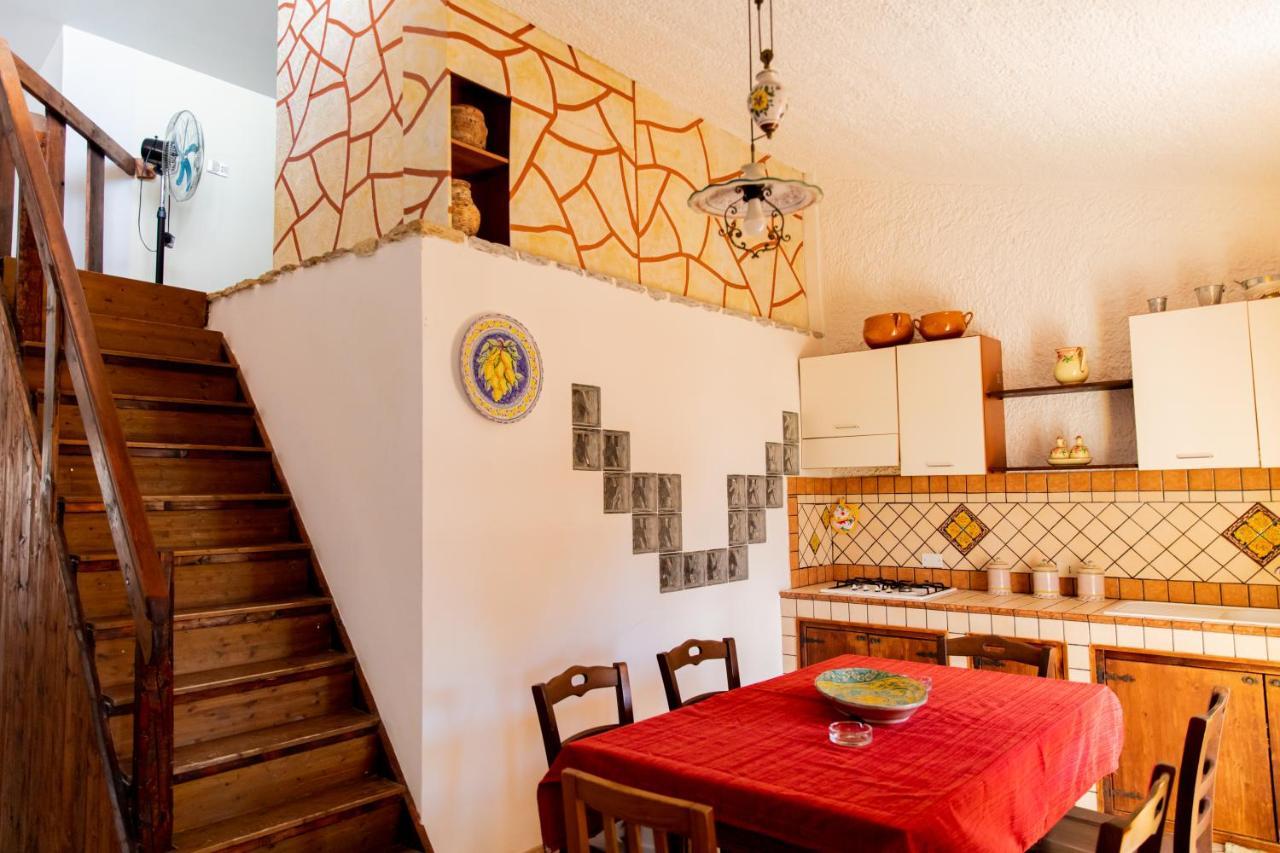 Lo Zio Michele Apartments Nuova Gibellina Bagian luar foto