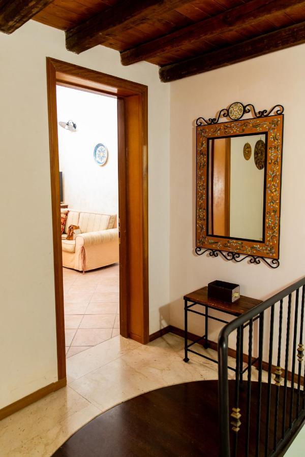 Lo Zio Michele Apartments Nuova Gibellina Bagian luar foto